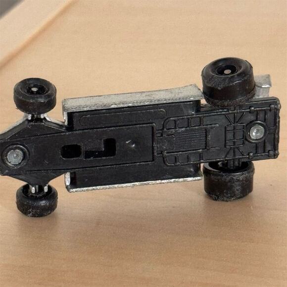 JRI Lotus Vintage Formula 1 Indy Race Car Tornado 138 Silver Red F1 - Picture 6 of 6